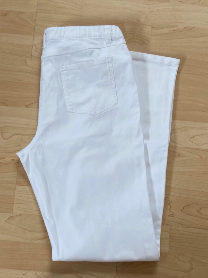 bpc Schwestern Hose Klinikhose Gr.42 Neuwertig Weiße Jeans in Telgte