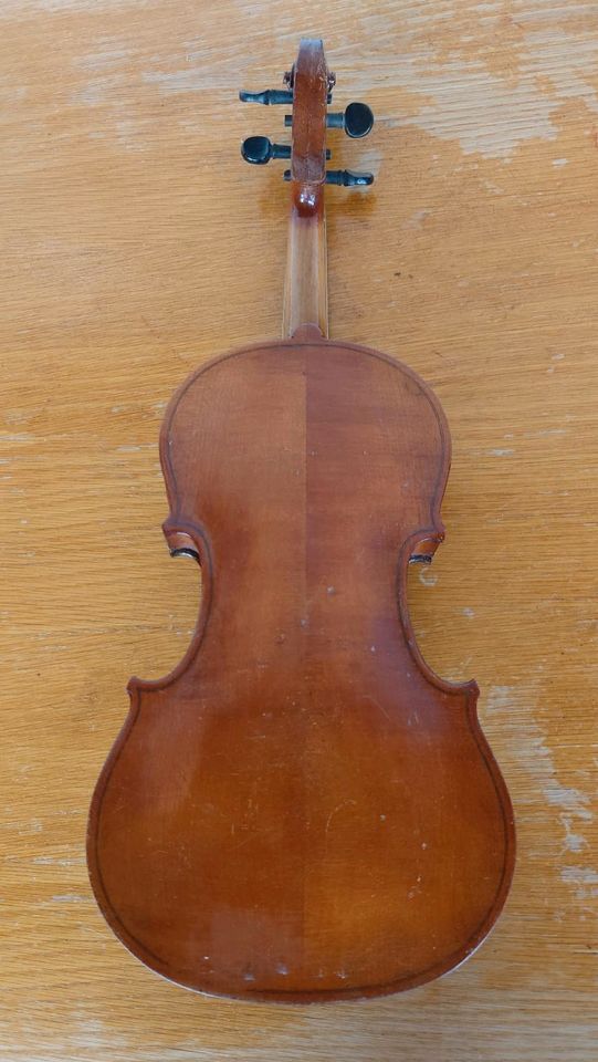 3 Geigen zu verkaufen in Usingen