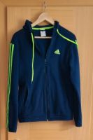 Sehr schöne Adidas Sportjacke Nordrhein-Westfalen - Olpe Vorschau