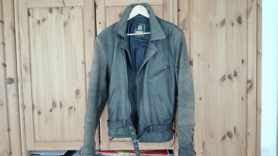 Motorradjacke Leder, klassischer Stil in Moos