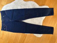 Ralph Lauren Jeans Hose blau Gr. 4 36 Brandenburg - Fredersdorf-Vogelsdorf Vorschau