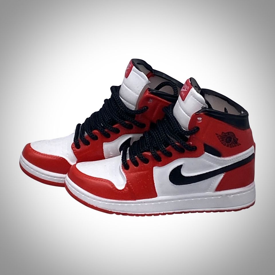 Mini Sneaker Keychain mit Box I Jordan 1 High Chicago I NEU in Ottobrunn