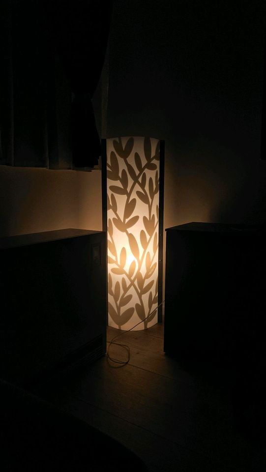 Stehlampe weiß in Oftersheim