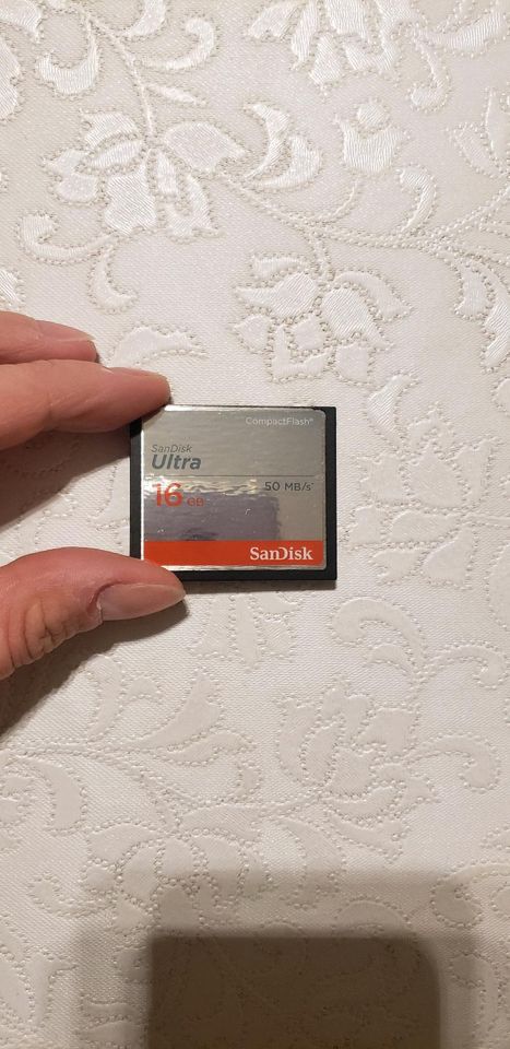 SanDisk Ultra Compact Flash 16GB Speicherkarte in Schmalkalden