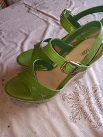UGG Keilsandalette Gr. 41, neu Bayern - Aschaffenburg Vorschau