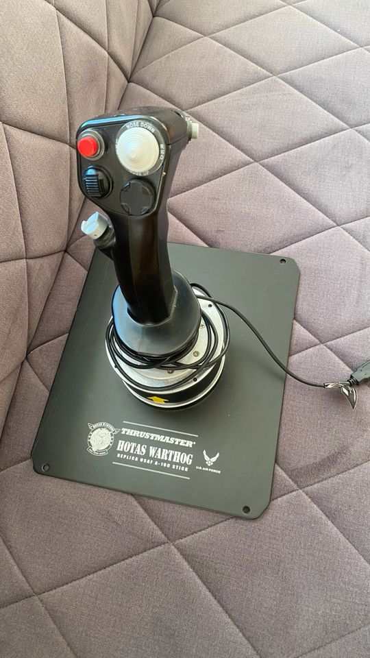 Thrustmaster Hotas Warthog - Joystick und Throttle für PC in Berlin