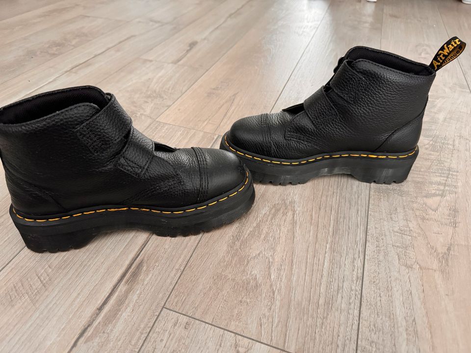 Dr.Martens Boots Devon in Maintal