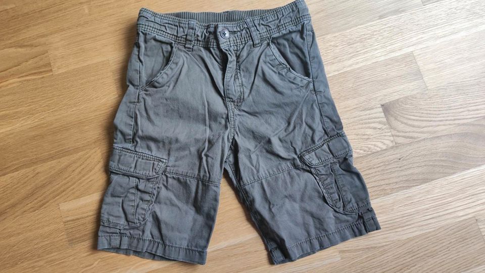 Shorts/ kurze Hose Gr.116, H&M in München