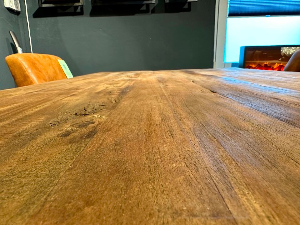 Esszimmer Tisch 160 cm Esstisch Holz Massiv Tisch 5cm NEU Küchen in Wermelskirchen