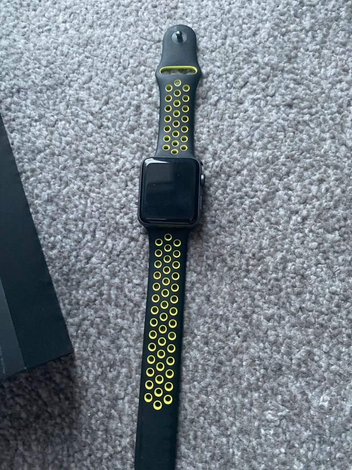 Apple Watch Nike+ Series 2 in Hannover