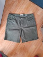 Neu s Oliver Shorts Größe 44 regulafit Hessen - Rüsselsheim Vorschau