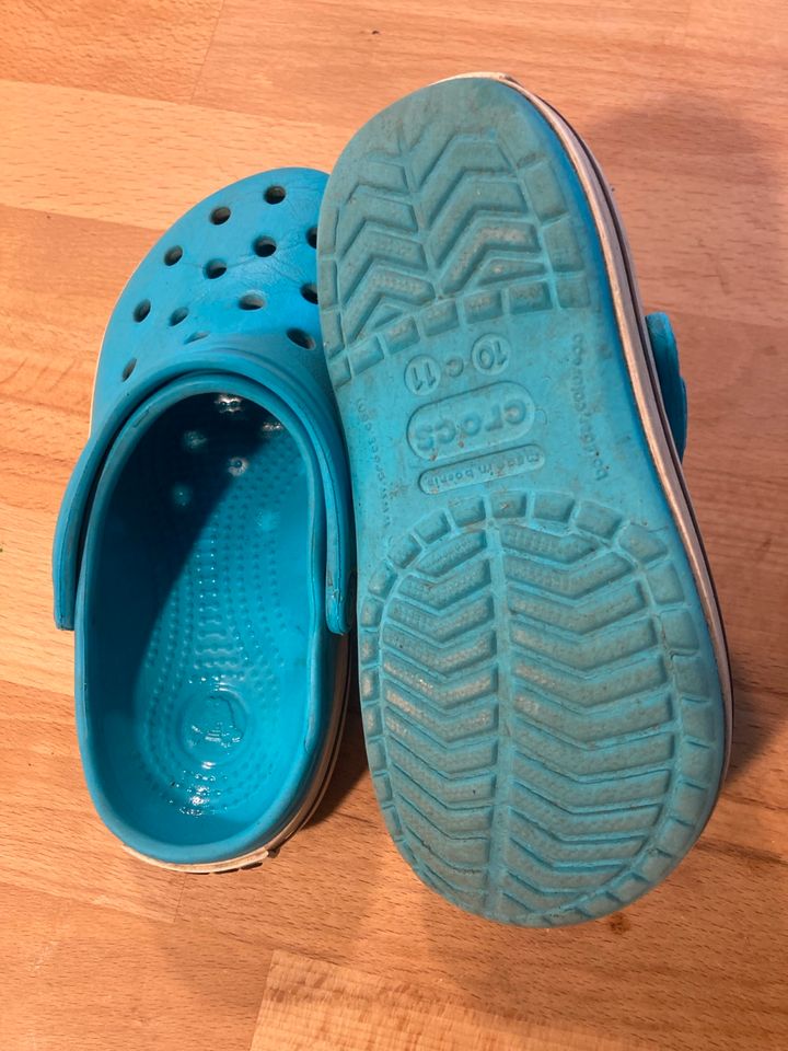 Crocs für Kinder in Größe c10/11 (entspricht 27-29) in Freiburg im Breisgau