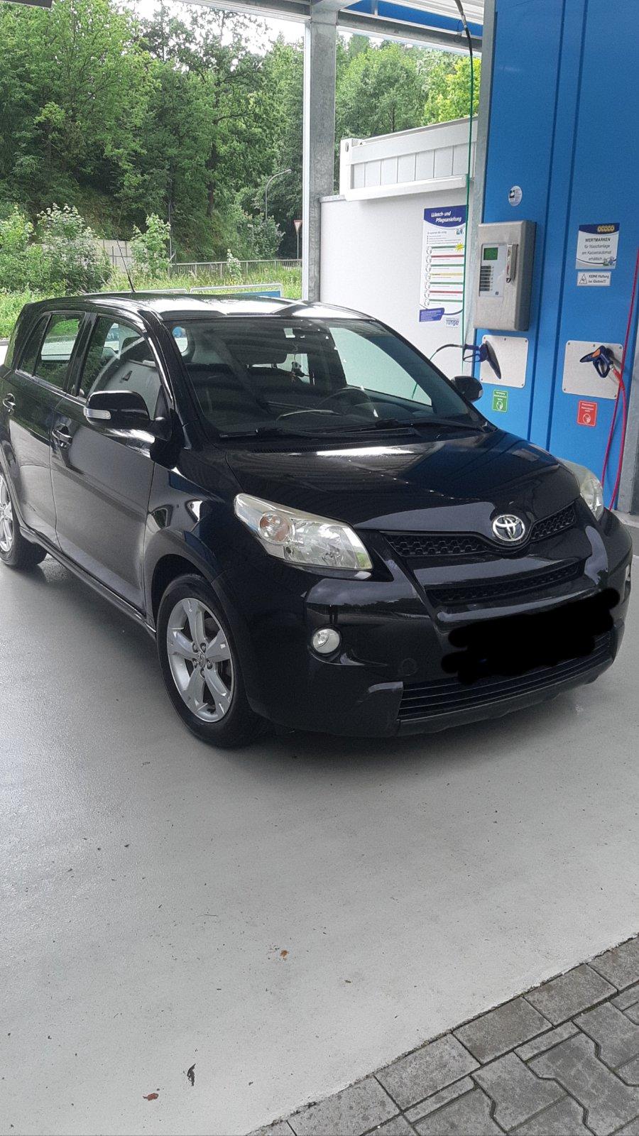 Abbildung des Autos Toyota Urban Cruiser XP1…