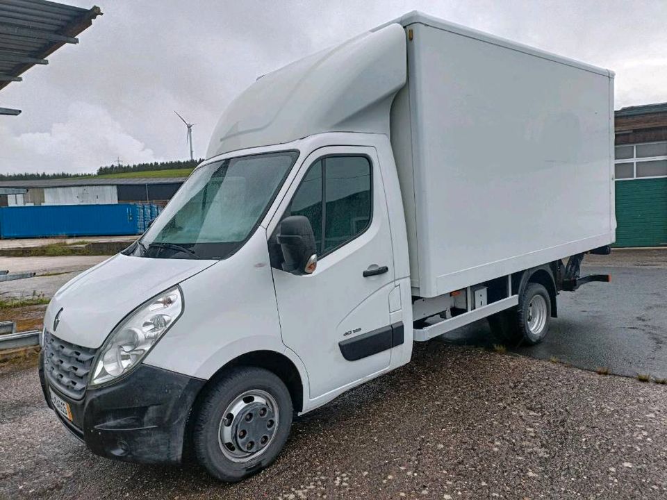 Renault Master Transporter Koffer Hebebühne 3,5 t in Darscheid