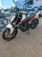 KTM Duke 125 TÜV neu top Zustand. No Aprilia Yamaha Honda Baden-Württemberg - Bad Urach Vorschau