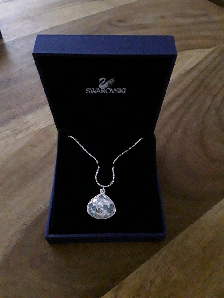 Swarovski Halskette Iwalani Moonlight Pendant & Necklace in Sandhausen