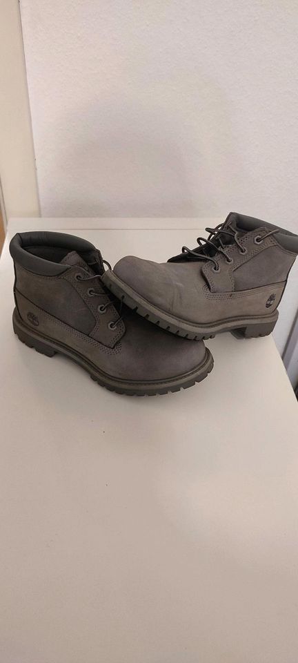 Timberland Nellie Chukka in Grau Größe 39 in Mainz