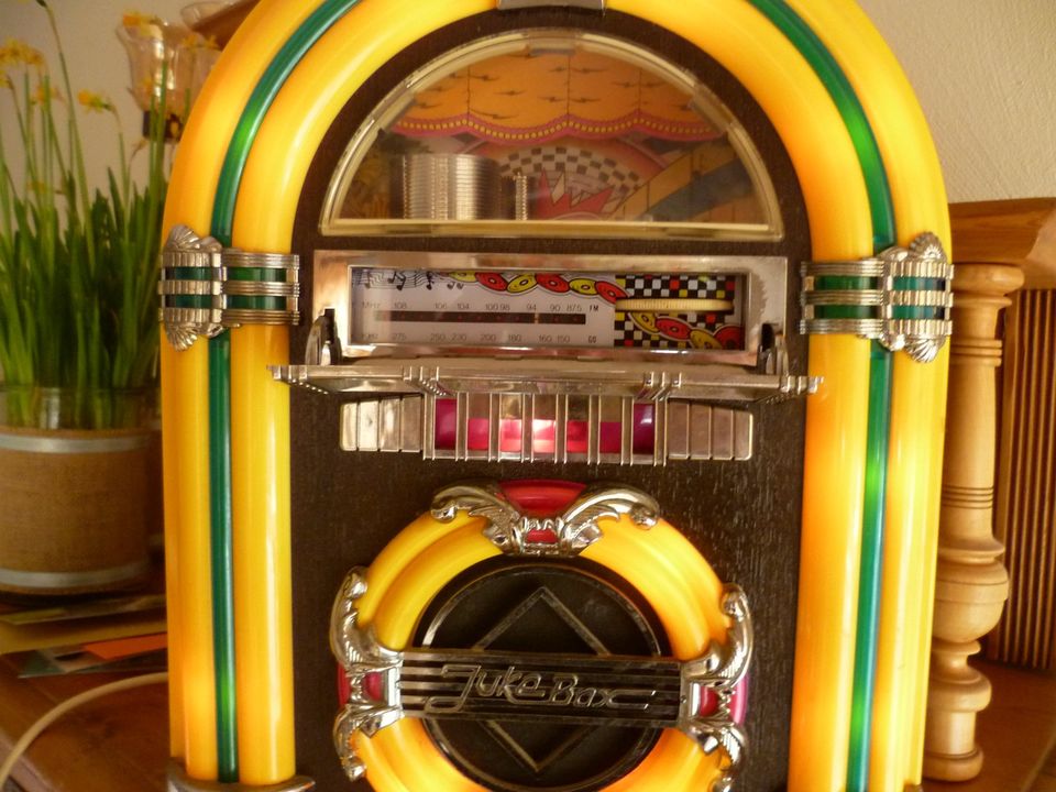 Radio im Jukebox-Design in Quakenbrück