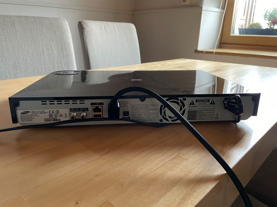 dvb-s receiver OR 18 HDMI in Dresden