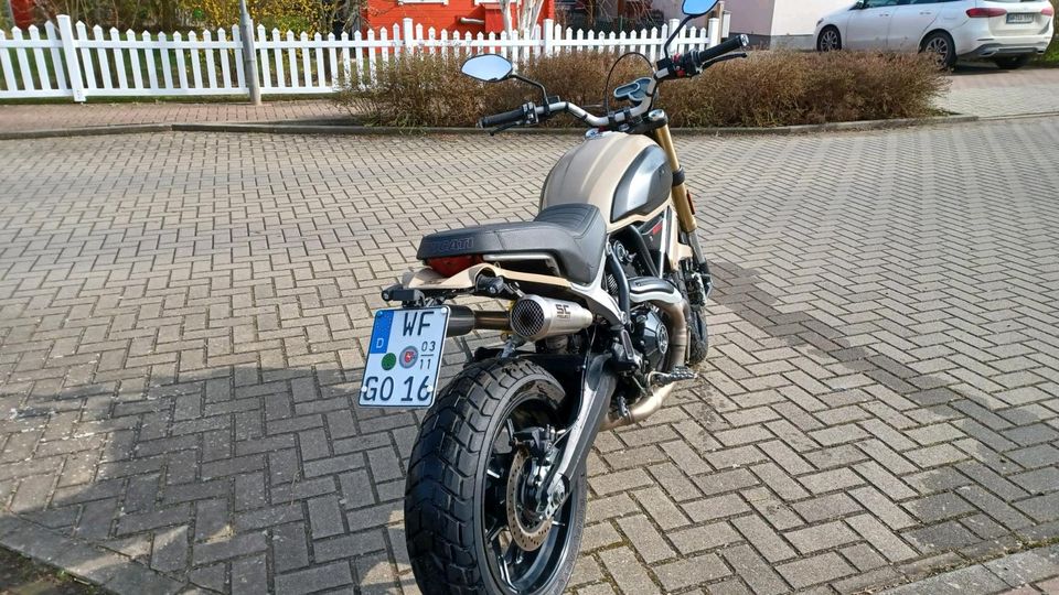 Ducati scrambler 1100 in Schladen