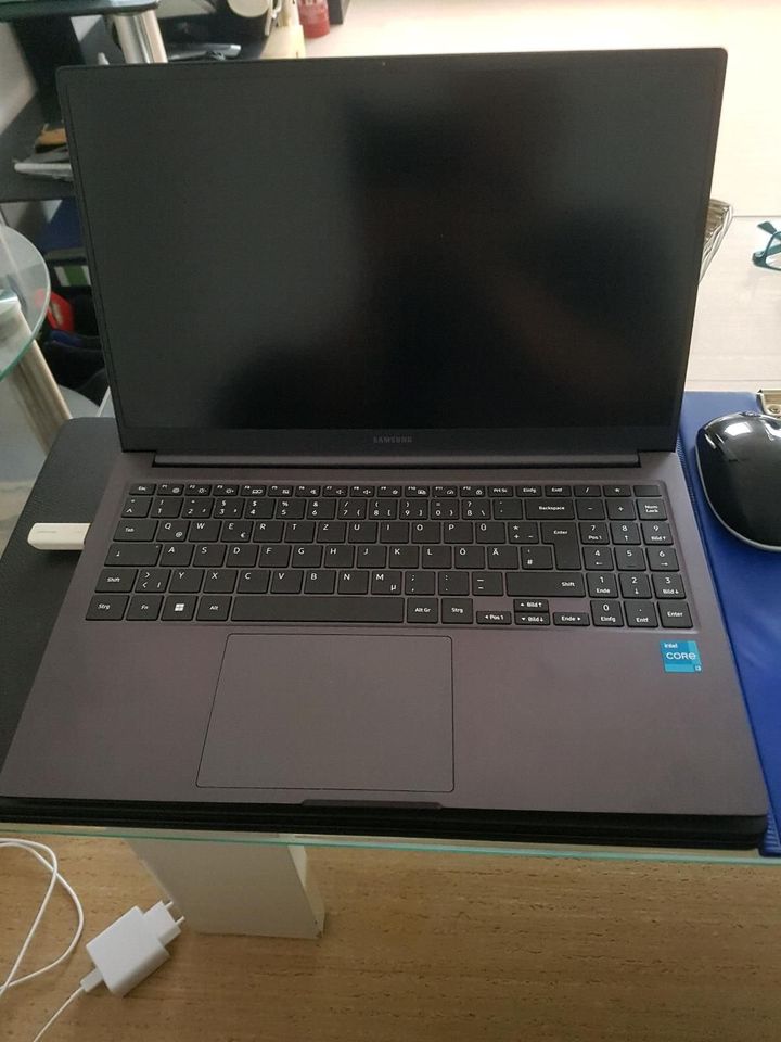 Samsung Galaxy Book 3 / Fast Neu in Kiel