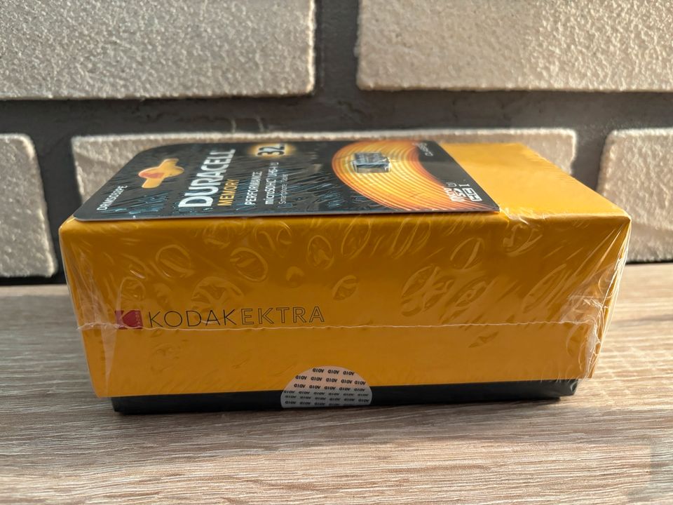 NEU! Kodak Ektra Smartphone inkl. Zubehör in Arnsberg