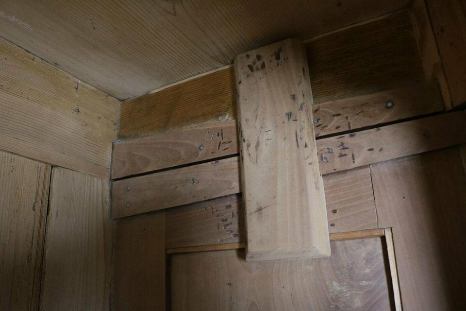 Antike Möbel Schrank Kirschbaum Biedermeier  #12274 in Walldorf