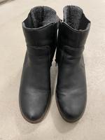 Stiefelette Rieker 39 gefüttert mit Absätzen Köln - Nippes Vorschau