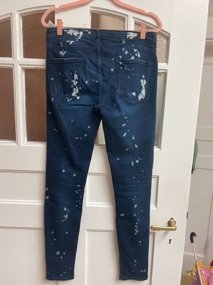 Vintage Zara Jeans 28 in Straubing