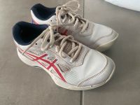 Tennis ASICS Tennisschuhe Gr34,5 Kinder Gel-Game 8 Sandplatz Weiß Hessen - Neu-Isenburg Vorschau