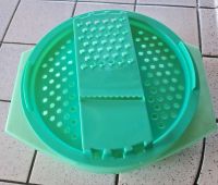 TUPPERWARE Küchenmeister Reibe-Schüssel-Set retro Bayern - Essenbach Vorschau