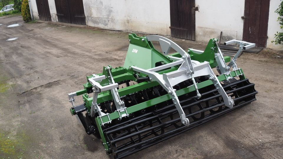 Farmer Kurzscheibenegge Scheibenegge ULTRA PLUS mit HITCH in Rothenburg