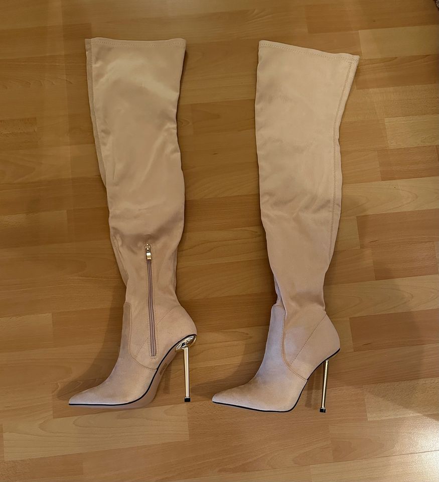 Bebo Overknee Velour Stiefel Stilettoabsatz Nude Beige Gold 39 in Wuppertal