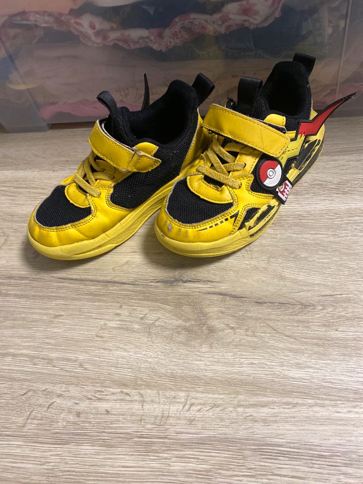 Pokémon Schuhe Turnschuhe in Panketal