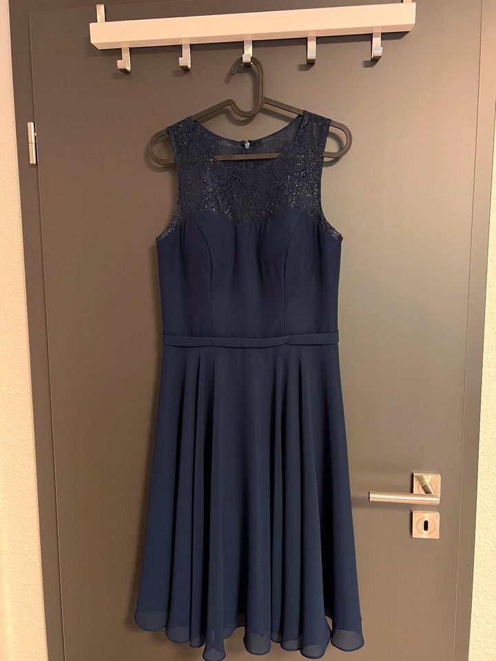 Jugendweihe Abendkleid Kleid kurz knielang dunkelblau Mascara 36 in Schmalkalden