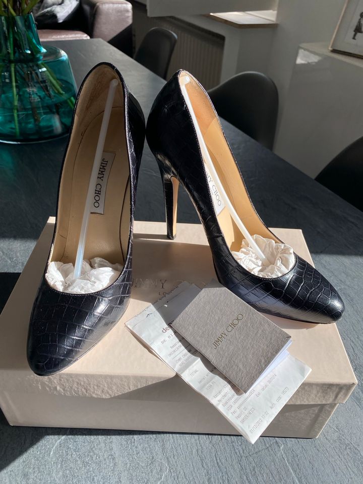 Jimmy Choo Glossy Mock Croc Gr. 39 schwarz in Köln