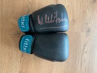 Boxhandschuhe mit Autogramm von Wladimir Klitschko München - Sendling-Westpark Vorschau