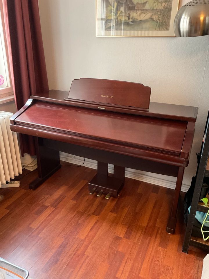 Edles E-Piano/Klavier Technics SX-PR 902 Vintage in Berlin
