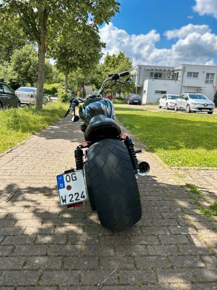 Harley Davidson V-Rod Custom in Lahr (Schwarzwald)