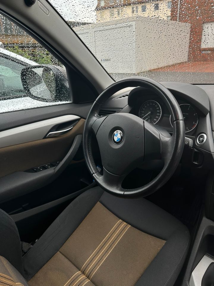 BMW X1 - xDrive20d - 4x4 in Hildesheim