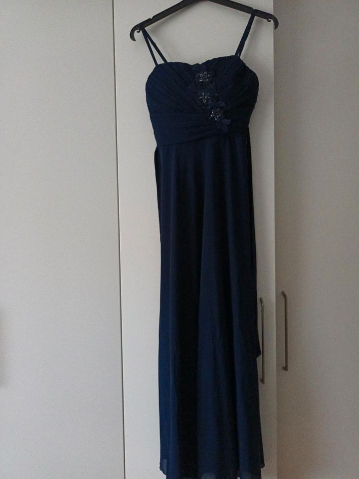 Abendkleid in Mössingen