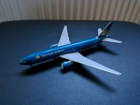 Vietnam Airlines Boeing 777-200ER 1:400 ohne OVP Flugzeugmodell Duisburg - Duisburg-Süd Vorschau