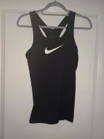 Tanktop Trägertop Sportoberteil von Nike Leipzig - Sellerhausen-Stünz Vorschau