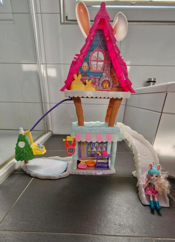 Enchantimals GRW92 - Hasen-Skihütte (ca. 63 cm) mit Bevy Bunny (c in Ilvesheim