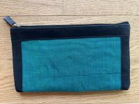 Clutch blau grün Afrika Souvenir Leder Stoff COS Arket Baden-Württemberg - Freiburg im Breisgau Vorschau