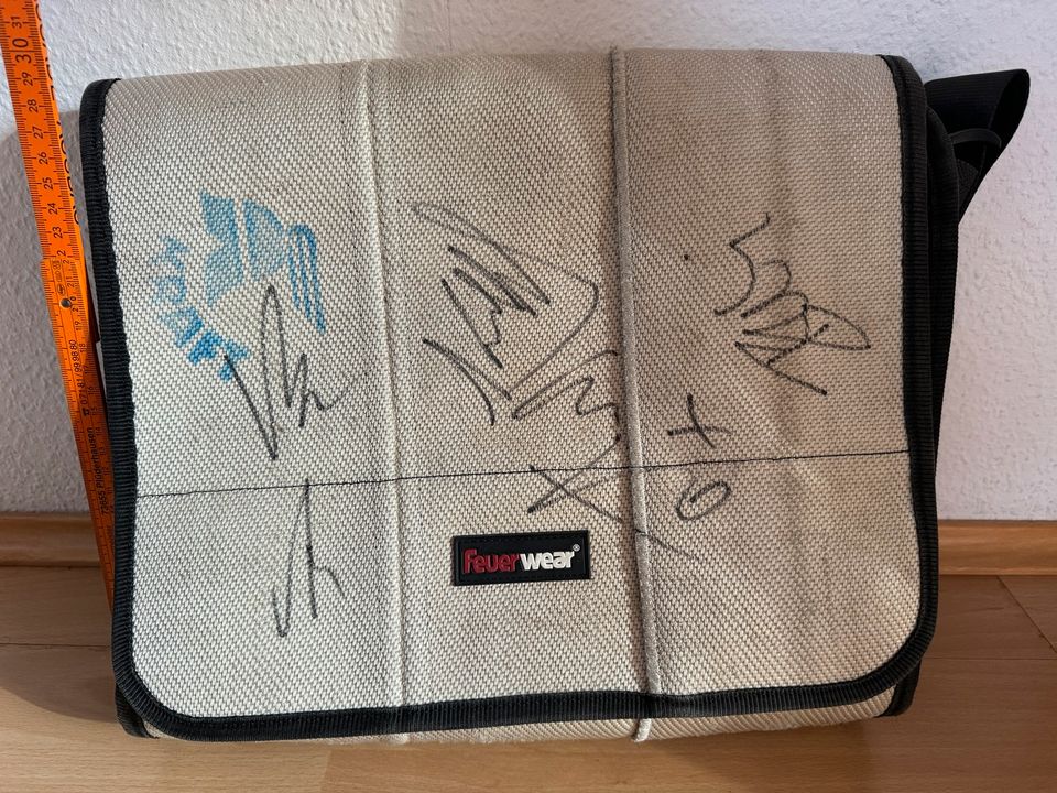 Feuerwear Tasche mit Die Toten Hosen Autogramme in Schorndorf