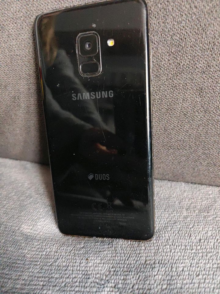 Samsung Galaxy A8 in Sonnenbühl