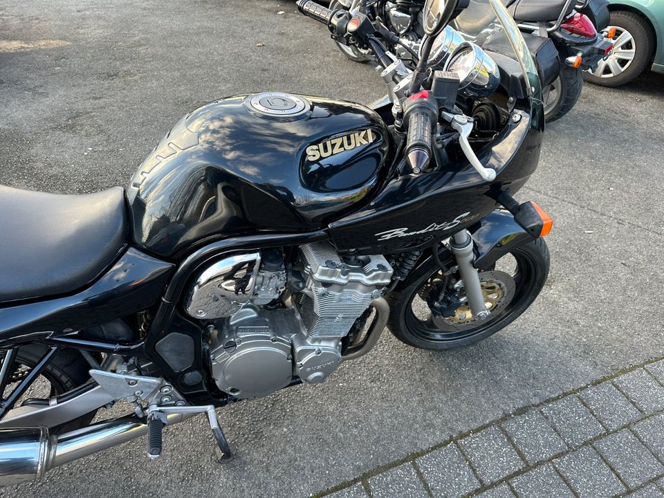 Suzuki GSF 600 Bandit Aus 2.Hand Für Bastler in Herne