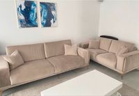 Sofa beige mit goldenen Details 3+2 Schleswig-Holstein - Raisdorf Vorschau