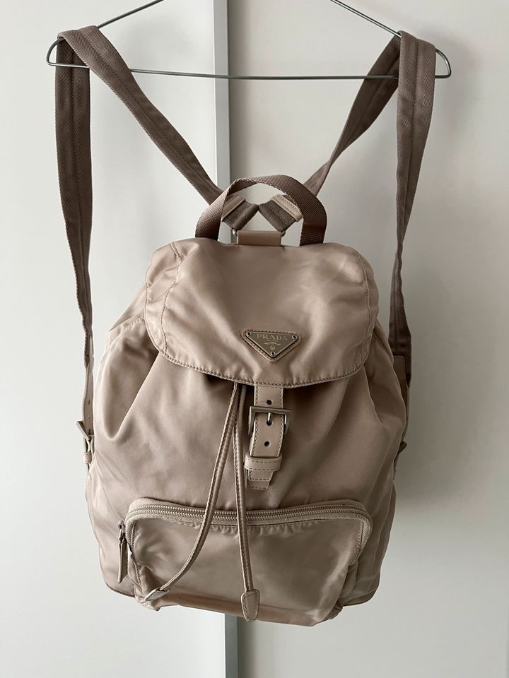 Vintage Prada Rucksack Backpack Grey Small bag in Mannheim